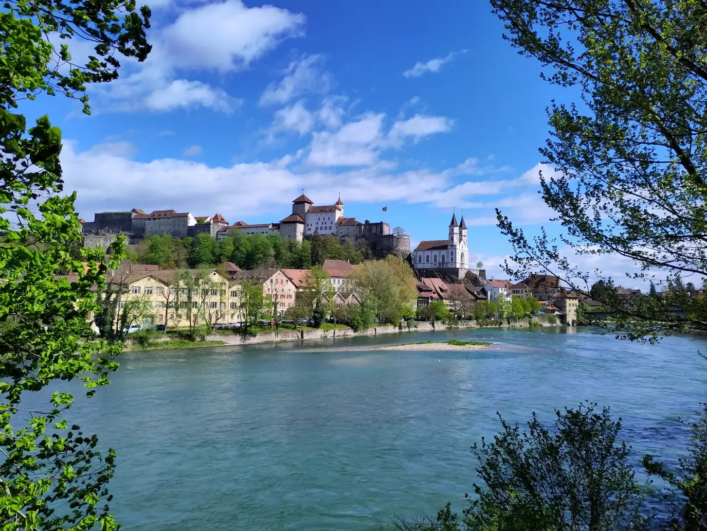 Blick auf (die) Aarburg